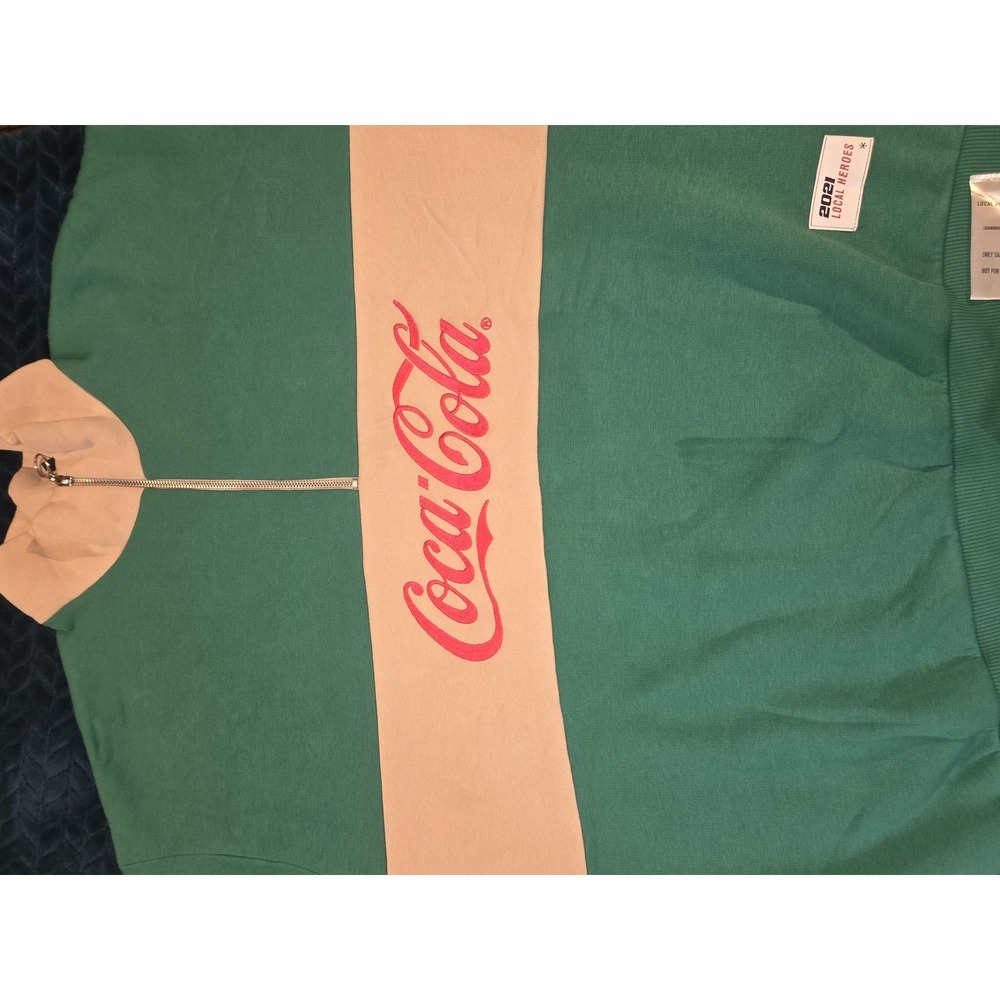 Coca-Cola Embroidered 1/4 Zip Sweatshirt Green Cream Sample Pullover Size L - Picture 7 of 7